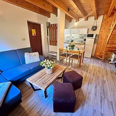 Kameleon Dzwirzyno Otel *